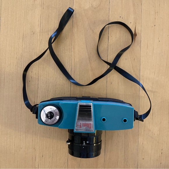 Diana F+ Camera - Picture 3 of 4